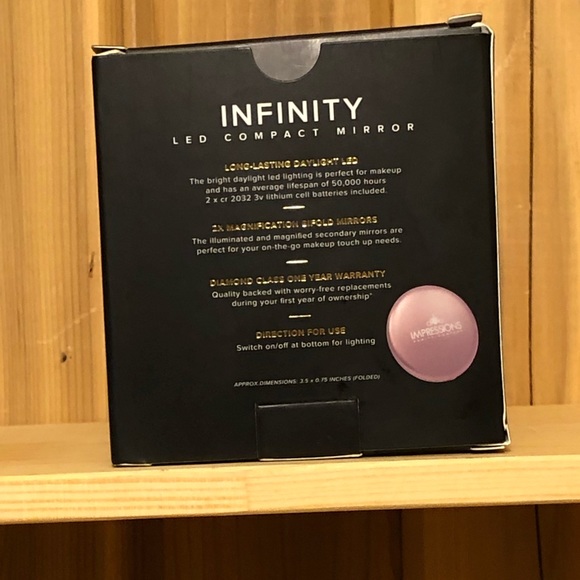 Infinity LED Compact, Rise Gold, New With Tags! - Picture 4 of 5